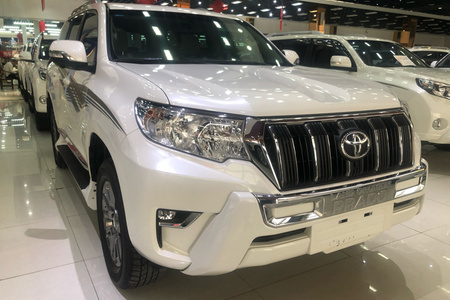 呼和浩特二手丰田普拉多 2018款 丰田 普拉多（进口） 4.0L 自动 TXL 中东版