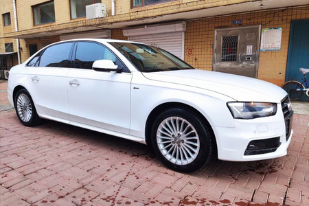 朝阳二手奥迪A4L 2016款 35 TFSI 自动 舒适型 S line 典藏版
