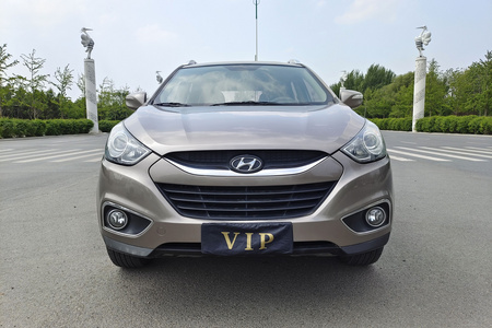 马鞍山二手现代ix35 2010款 2.0 新锐版 GL 2WD MT