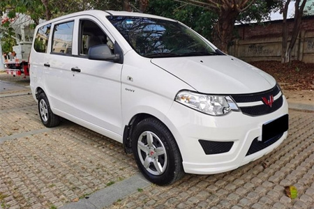 十堰二手五菱荣光V 2015款 1.5L 手动 实用型7二手8座