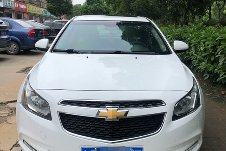 岳阳二手雪佛兰科鲁兹 2015款 三厢 1.5L SE AT 经典版